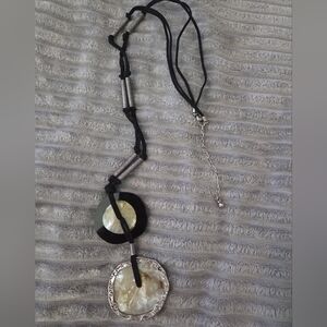 Chico’s Black & Cream Statement Pendant Necklace